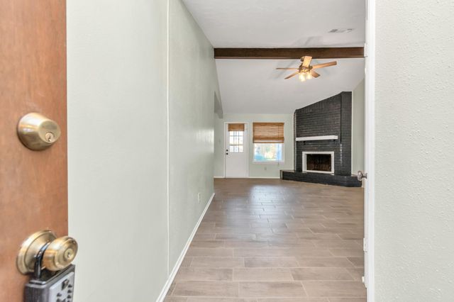 16814 Cobble Ridge Drive, Sugar Land, TX 77498