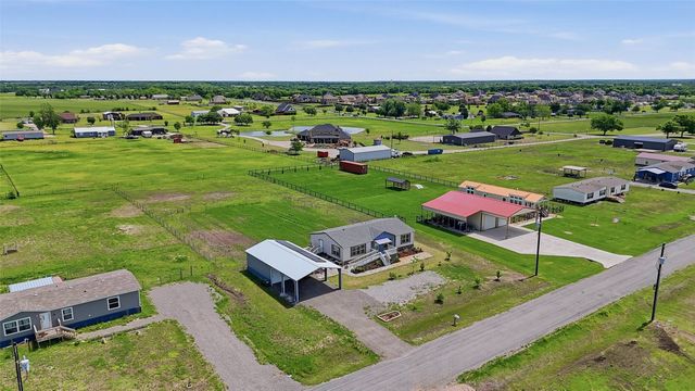 1113 Caroline Court, Howe, TX 75459