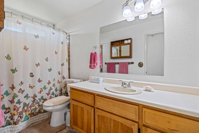 1804 Ipswich Way, Modesto, CA 95358