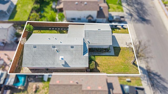 1804 Ipswich Way, Modesto, CA 95358