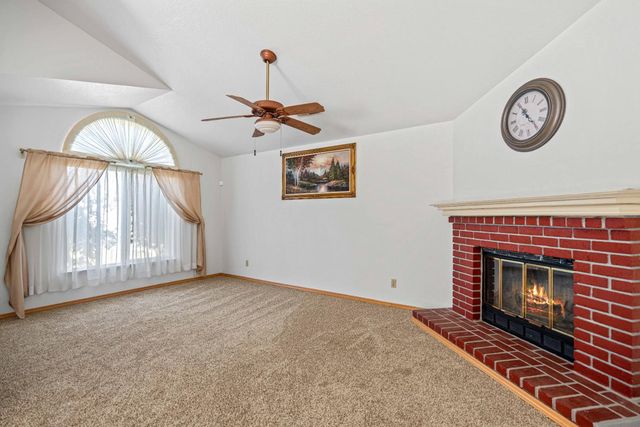 1804 Ipswich Way, Modesto, CA 95358