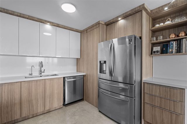 J6 COSTA DORADO J6, Dorado, PR 00646