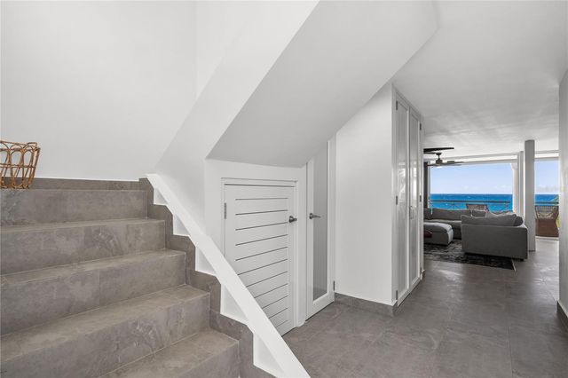 J6 COSTA DORADO J6, Dorado, PR 00646