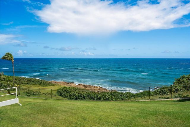 J6 COSTA DORADO J6, Dorado, PR 00646