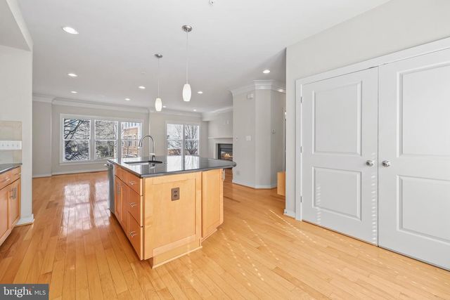 12133 TRIBUNE ST, Fairfax, VA 22033