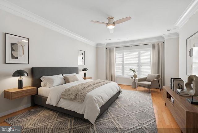 12133 TRIBUNE ST, Fairfax, VA 22033