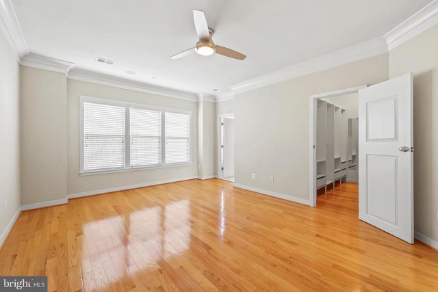 12133 TRIBUNE ST, Fairfax, VA 22033