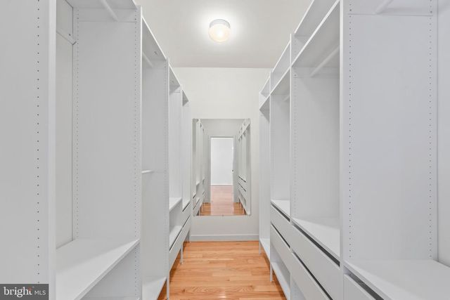 12133 TRIBUNE ST, Fairfax, VA 22033