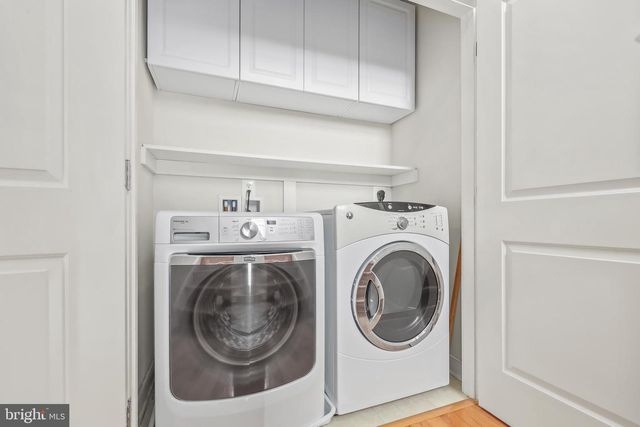 12133 TRIBUNE ST, Fairfax, VA 22033