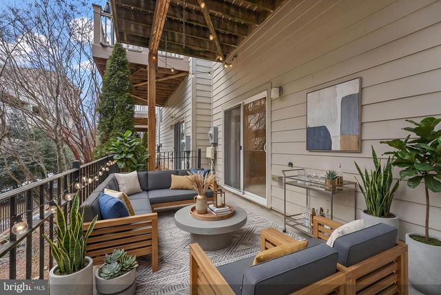 12133 TRIBUNE ST, Fairfax, VA 22033