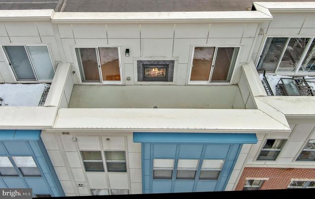 12133 TRIBUNE ST, Fairfax, VA 22033