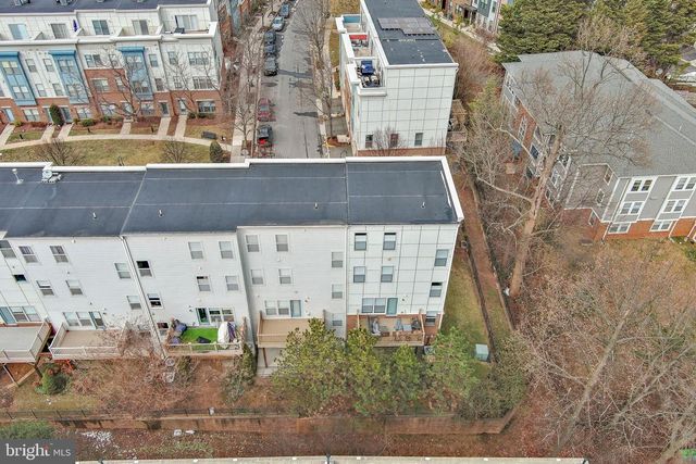 12133 TRIBUNE ST, Fairfax, VA 22033