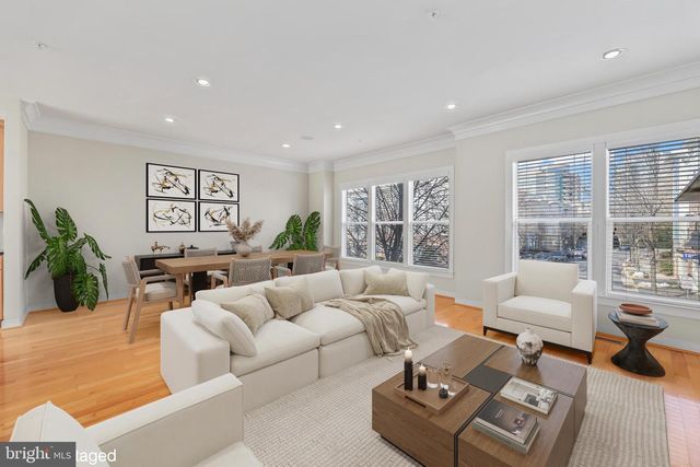 12133 TRIBUNE ST, Fairfax, VA 22033