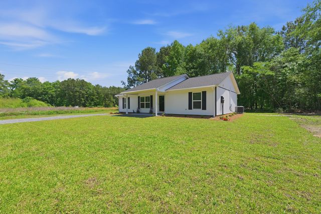 141 Kylie Lane, Saint Stephen, SC 29479