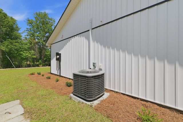 141 Kylie Lane, Saint Stephen, SC 29479