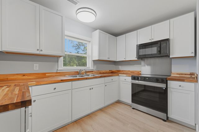 141 Kylie Lane, Saint Stephen, SC 29479