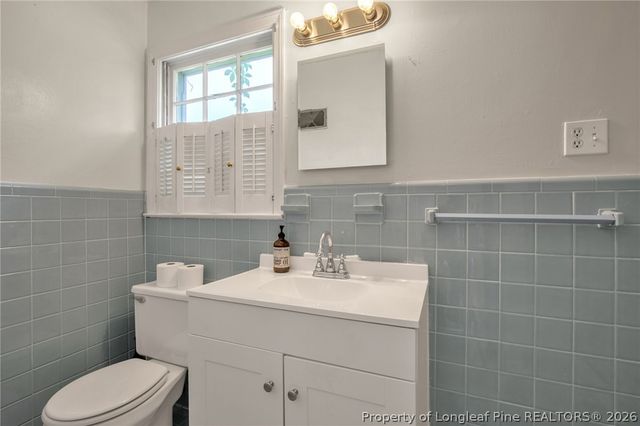 2702 Dartmouth Drive, Fayetteville, NC 28304