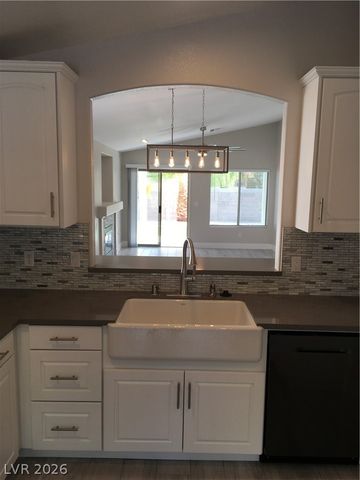 10421 NIAGARA FALLS Lane, Las Vegas, NV 89144