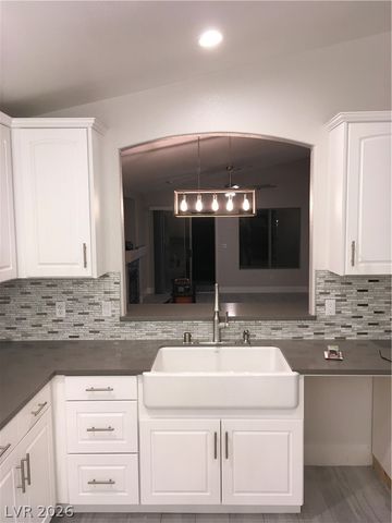 10421 NIAGARA FALLS Lane, Las Vegas, NV 89144