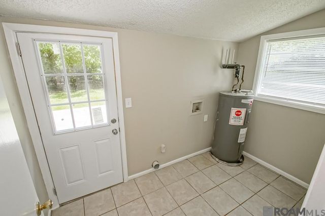 33872 Courtney Ln, Denham Springs, LA 70706