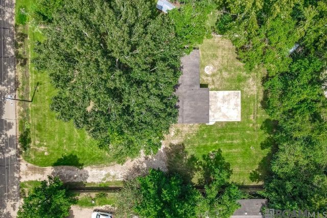 33872 Courtney Ln, Denham Springs, LA 70706