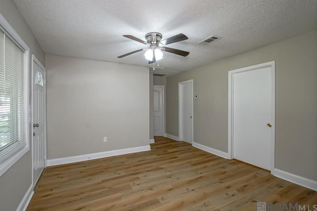 33872 Courtney Ln, Denham Springs, LA 70706