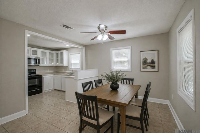 33872 Courtney Ln, Denham Springs, LA 70706