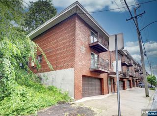 2200 Paterson Plank Road 19, North Bergen, NJ 07047