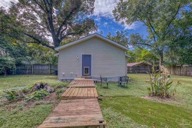 600 W Hannah St, Pensacola, FL 32534