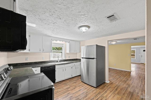 600 W Hannah St, Pensacola, FL 32534