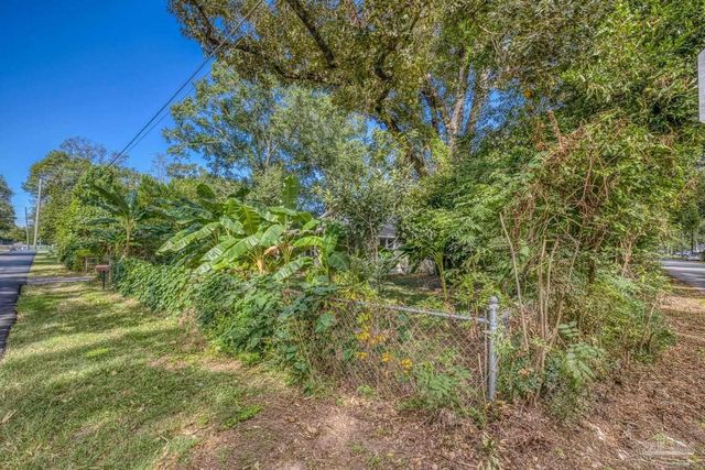 600 W Hannah St, Pensacola, FL 32534