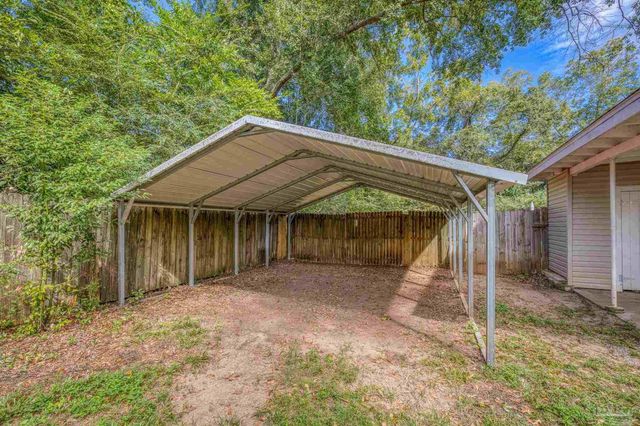 600 W Hannah St, Pensacola, FL 32534