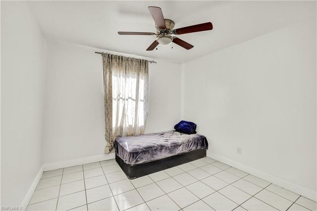 2540 47th TER SW, Naples, FL 34116