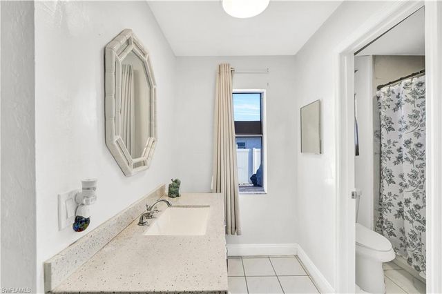 2540 47th TER SW, Naples, FL 34116