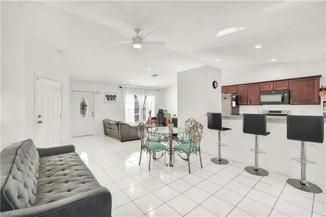 2540 47th TER SW, Naples, FL 34116