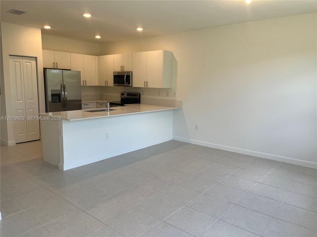 2628 SE 19th St 2628, Homestead, FL 33035