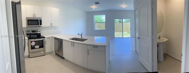2628 SE 19th St 2628, Homestead, FL 33035