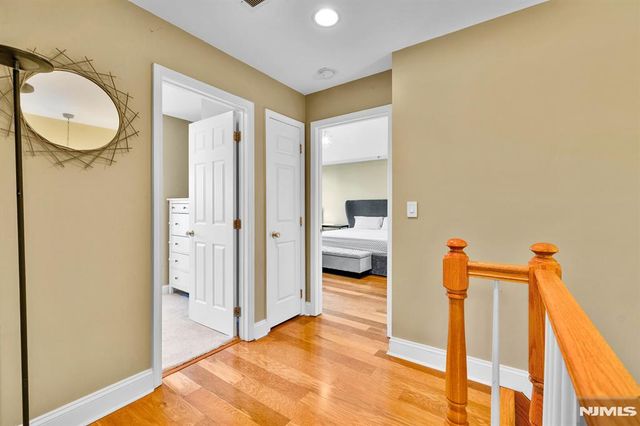 196 Blue Heron Drive 196, Secaucus, NJ 07094