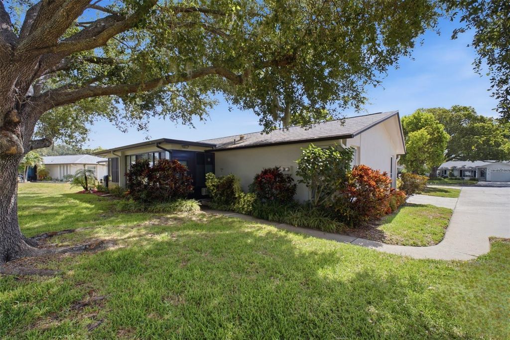 1335 QUEEN ANNE DRIVE C, Palm Harbor, FL 34684