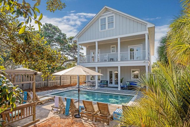 99 Stingray Street, Destin, FL 32541