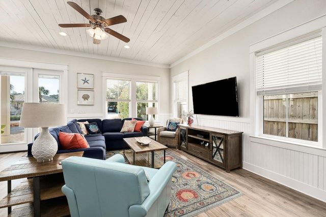 99 Stingray Street, Destin, FL 32541