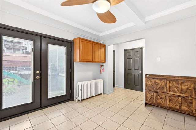 118 Center Ave, Mt Pleasant Boro, PA 15666