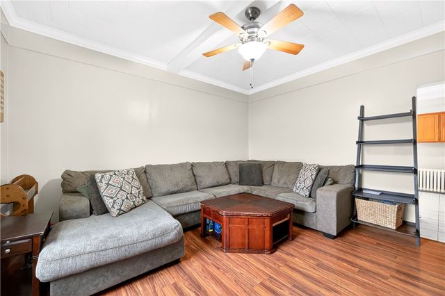 118 Center Ave, Mt Pleasant Boro, PA 15666