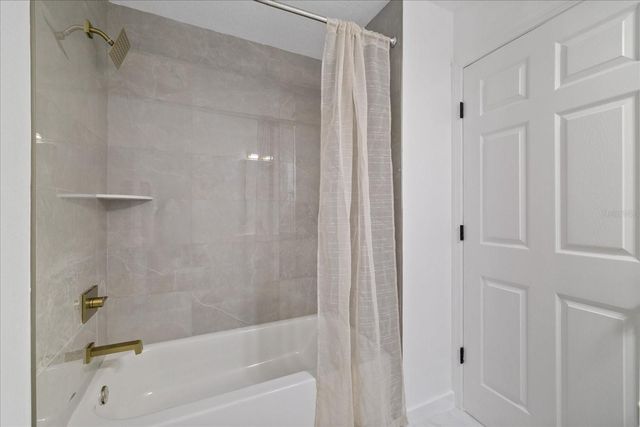 5907 N 32ND STREET, Tampa, FL 33610