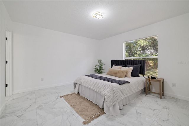 5907 N 32ND STREET, Tampa, FL 33610