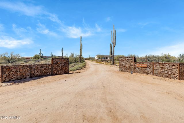 16705 E RANCH Road, Scottsdale, AZ 85262