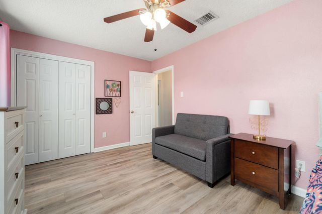 16611 Townes Road, Friendswood, TX 77546