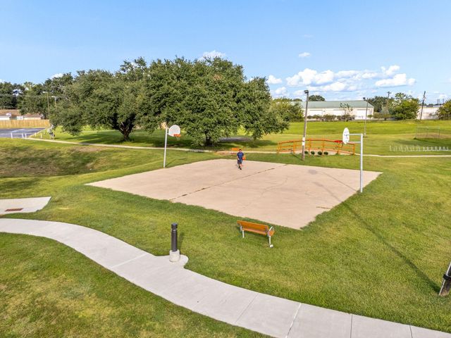 16611 Townes Road, Friendswood, TX 77546