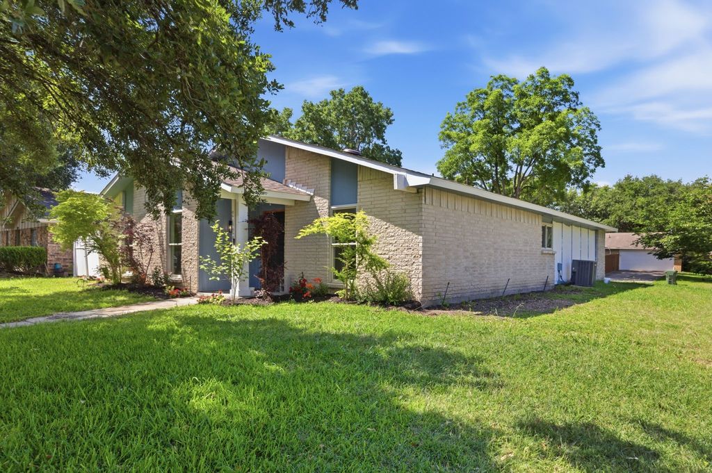 2429 Norway Drive, Garland, TX 75040