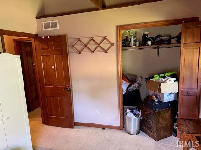 8217 Berry Drive, Evansville, IN 47710